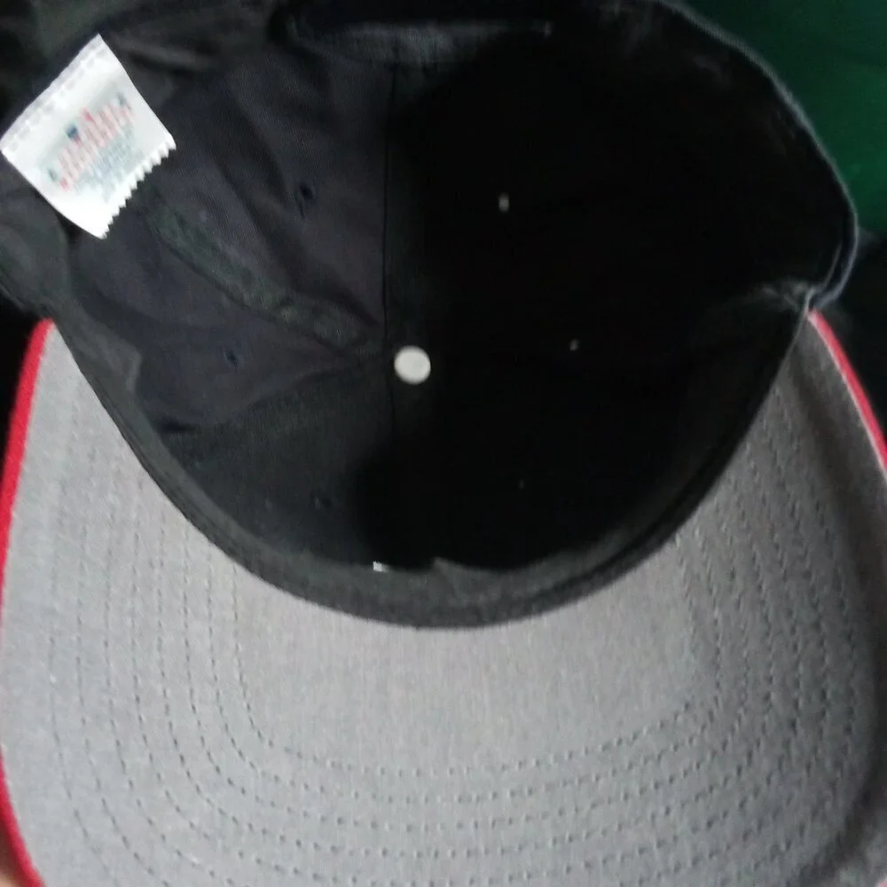 Deadstock Vintage Twins Atlanta Braves Two Tone Snap Hat Cap